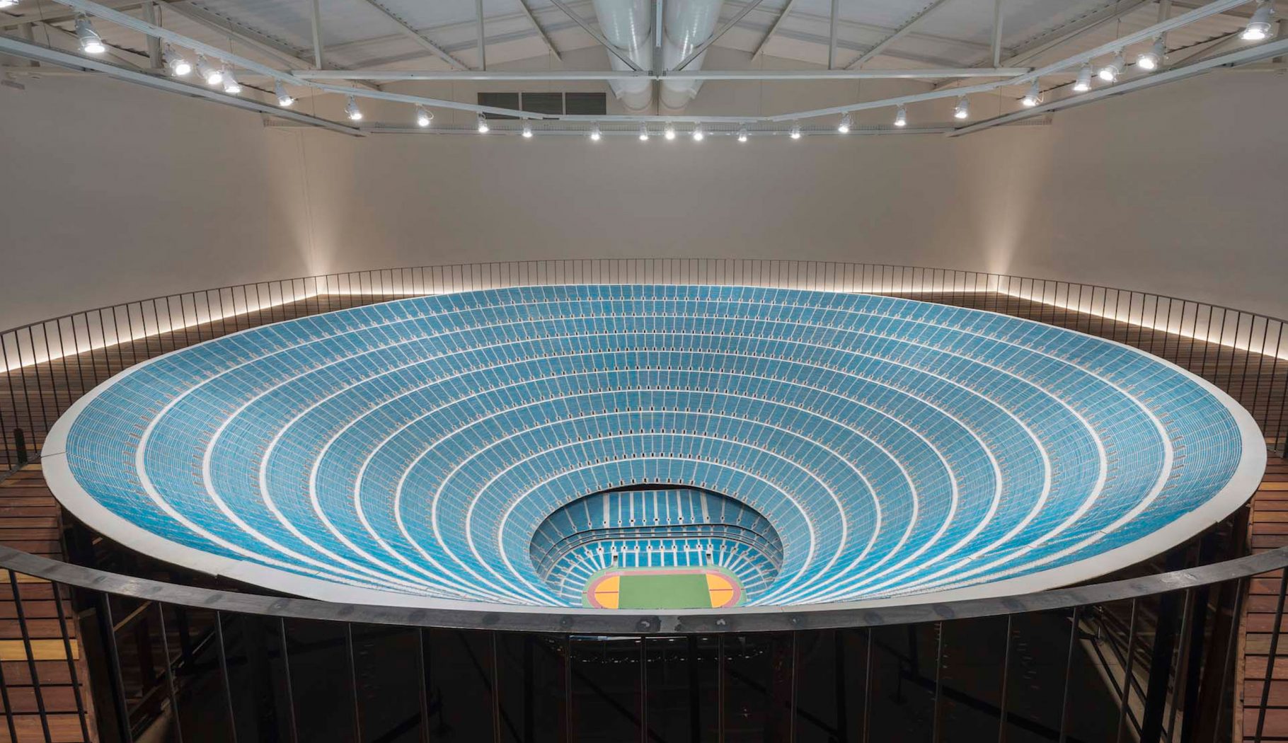 Exposição “Paul Pfeiffer: Ensaios Vitruvianos”